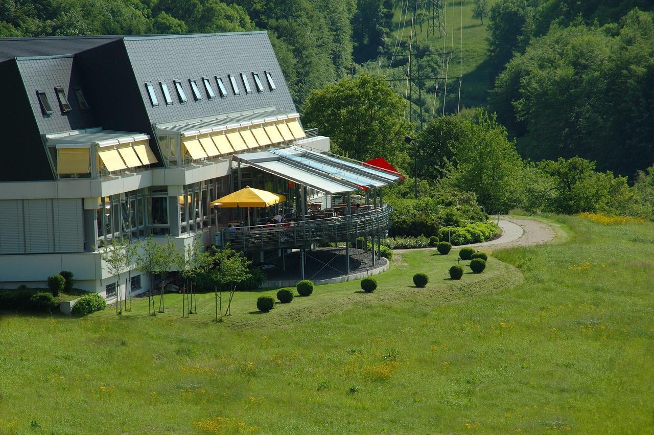 Stausee-Hotel Метцинген Экстерьер фото