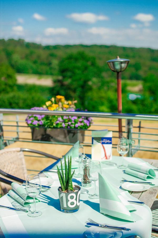 Stausee-Hotel Метцинген Экстерьер фото