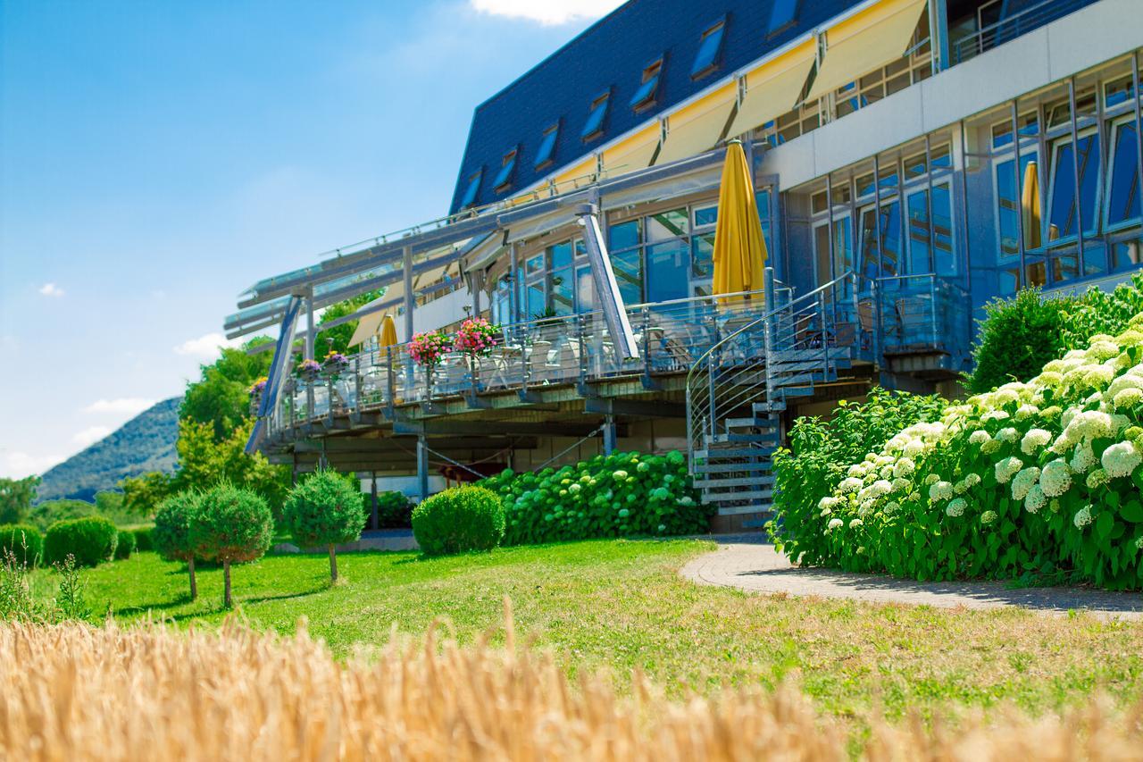 Stausee-Hotel Метцинген Экстерьер фото